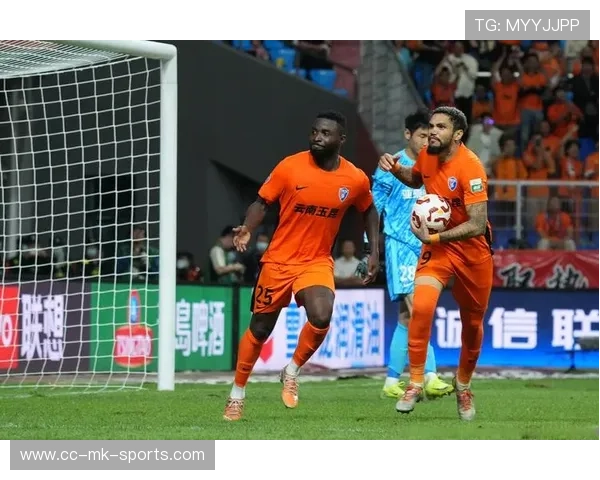 中超球队强化定位球战术训练,点燃胜利的关键火花 中超球队强化定位球战术训练,点燃胜利的关键火花