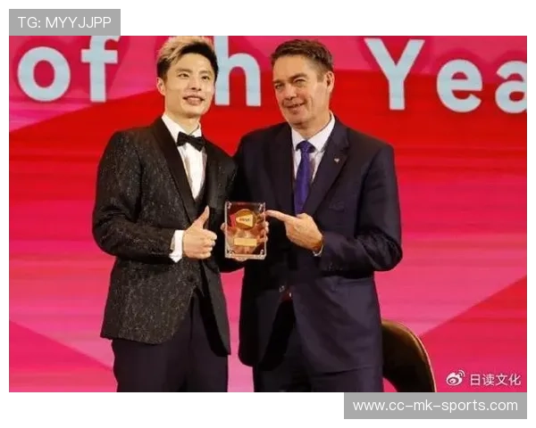世界羽联颁奖典礼石宇奇独揽双料奖项 世界羽联颁奖典礼石宇奇独揽双料奖项