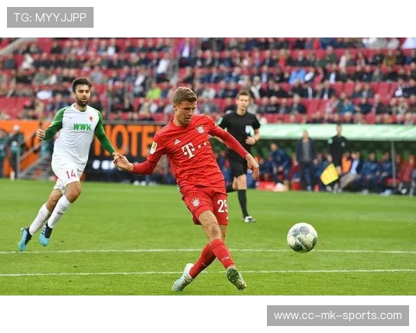 拜仁穆勒中路插上直塞前锋单刀突破得分 拜仁穆勒中路插上直塞前锋单刀突破得分